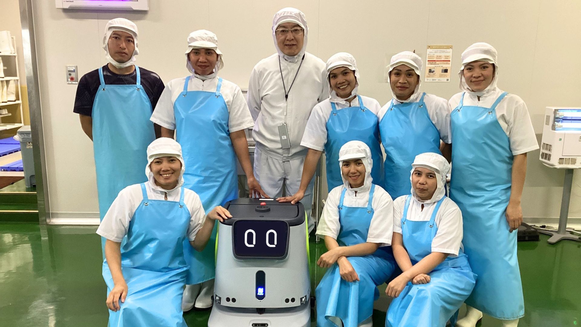 油汚れの清掃から、床の水切り作業までロボットが完全自動化！5S活動の促進効果も